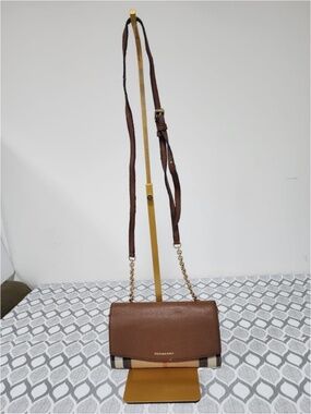 Authentic Burberry Henley House Check Wallet On Chain/Crossbody Bag Brown/Beige